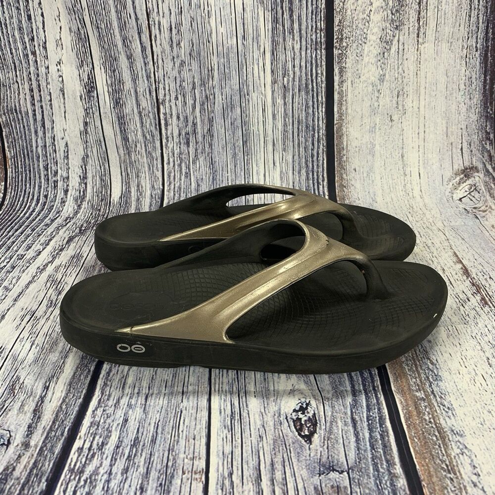 Oofos Oolala Latte Metallic Bronze Thong Flip Flop Sandals Women’s 10